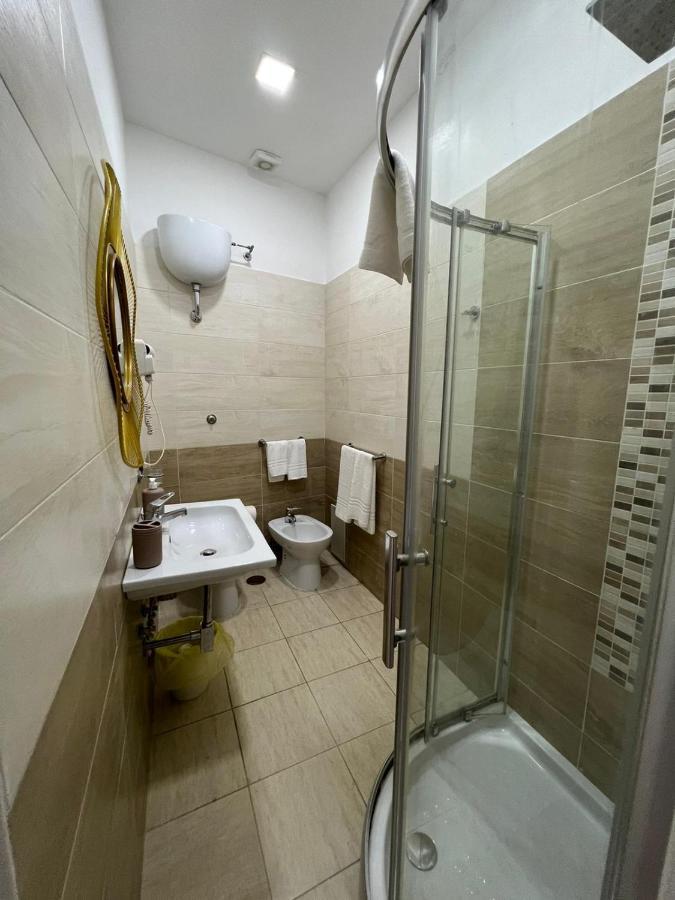 In Piazzetta Bed & Breakfast Napoli Eksteriør bilde