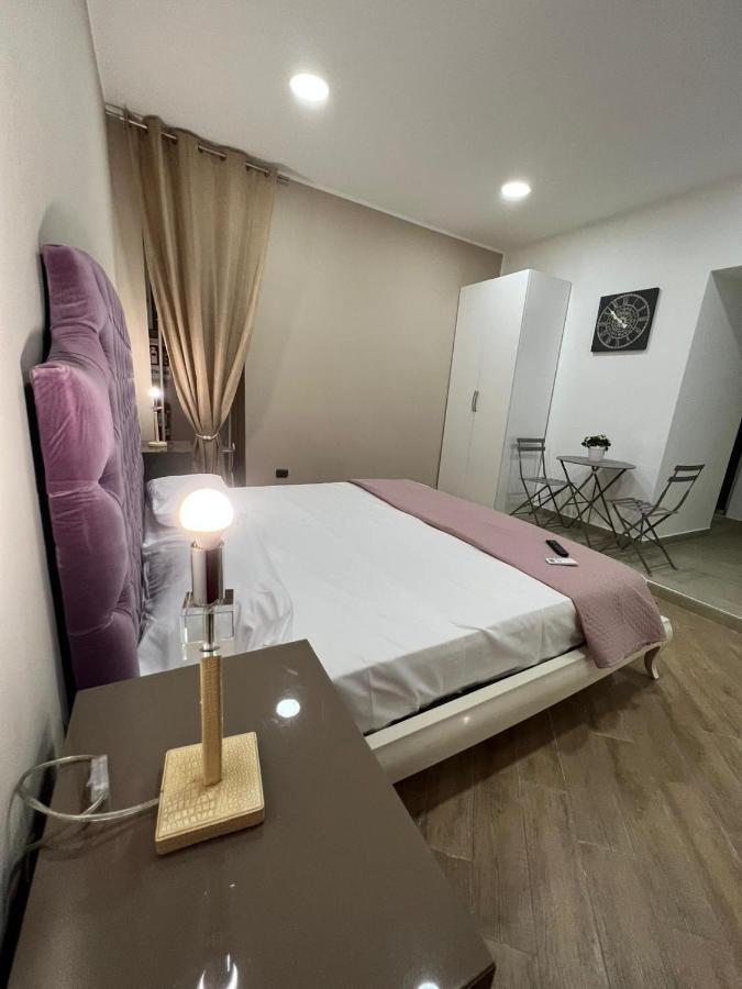 In Piazzetta Bed & Breakfast Napoli Eksteriør bilde