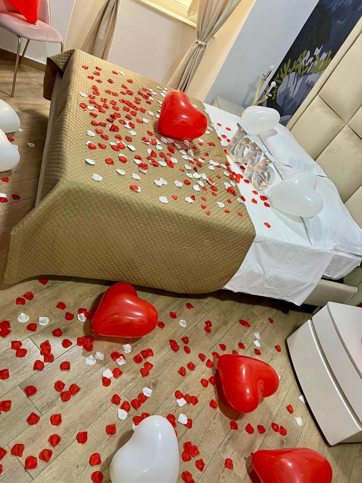In Piazzetta Bed & Breakfast Napoli Eksteriør bilde